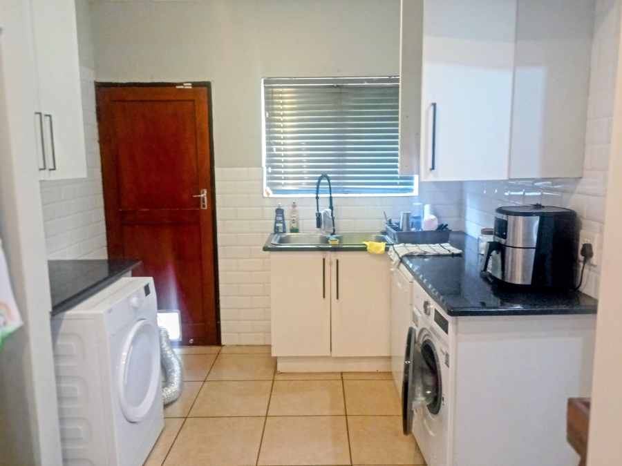 3 Bedroom Property for Sale in Melodie North West